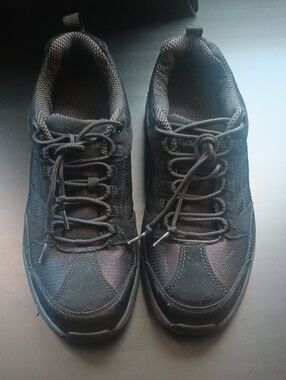 Brahma Mens Slip Resistant Oil Resistant Athletic Work Shoes Size 11 Like New